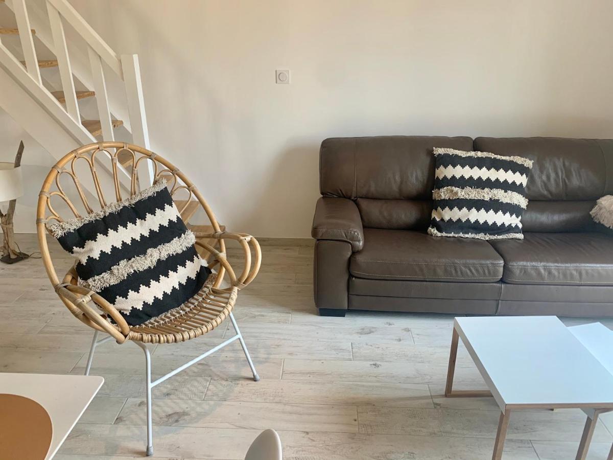 Appartement De Standing Avec Terrasse Сен Мари де ла Мер Екстериор снимка